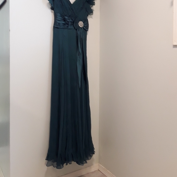 Tadashi silk dress - Picture 3 of 17
